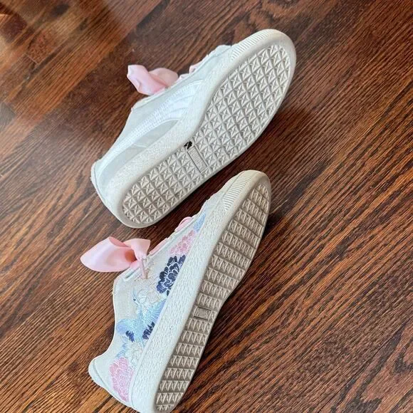 Puma Sneakers with Pink Satin Laces - Picture 4 of 7